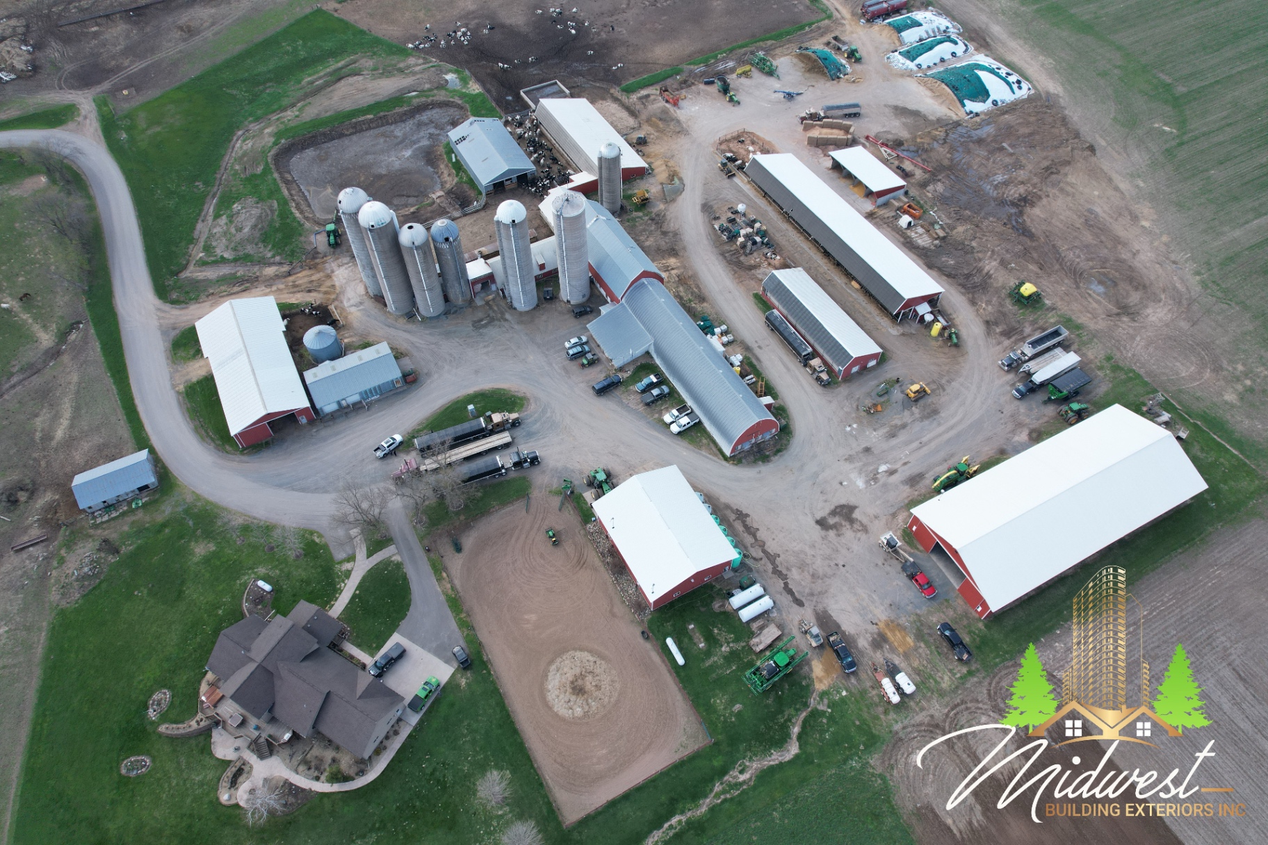 Agricultural farm building roof replacement — Western Wisconsin