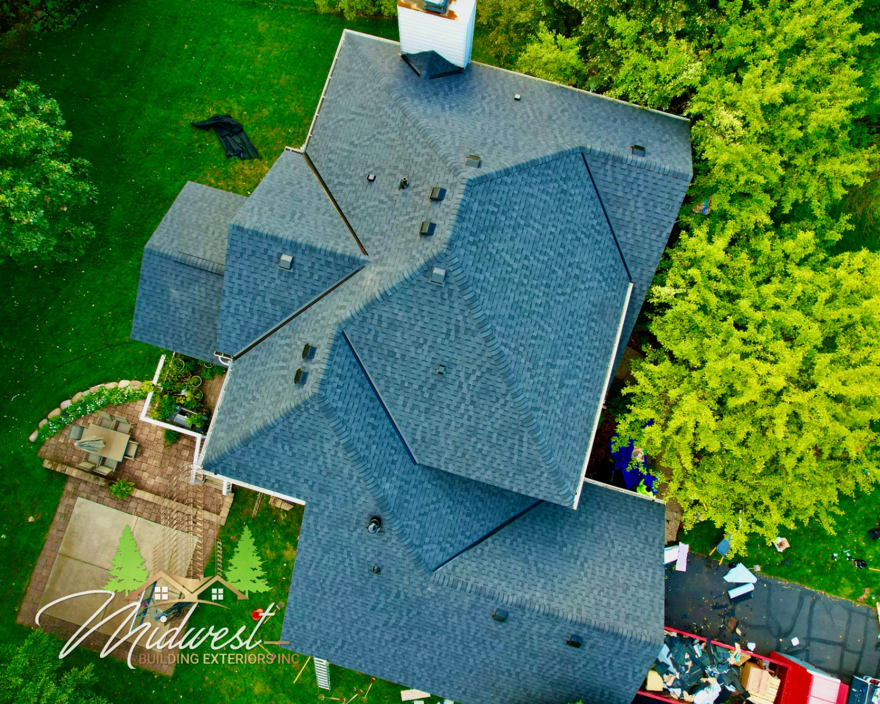Slate-grey asphalt hip roof — Eagan, MN